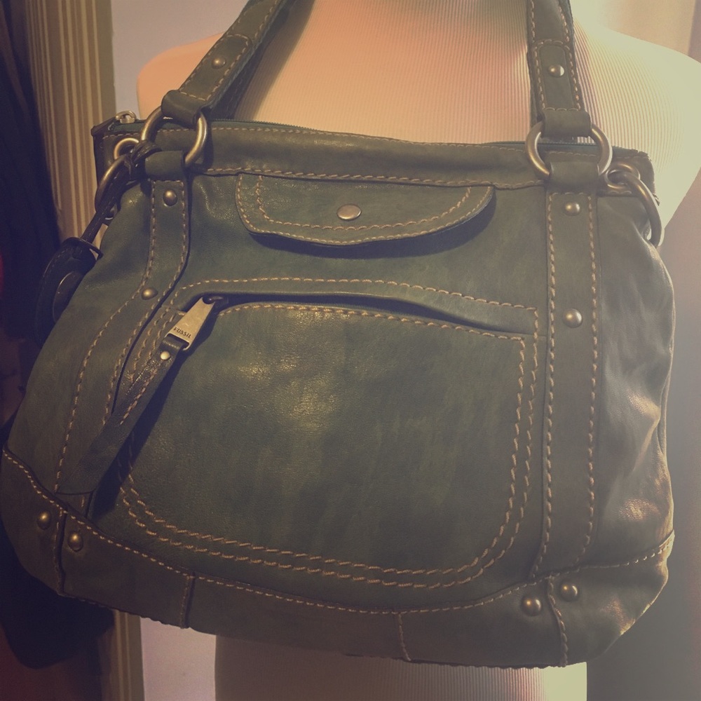 Fossil shoulder bag - gently used